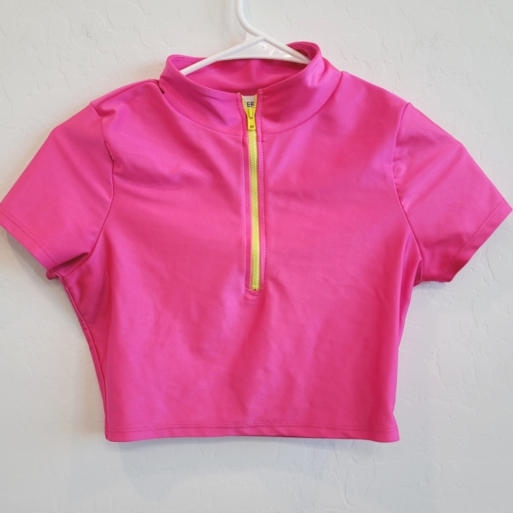 💕 Better Be Pink Shorts Sleeves Activewear Top Women's Size Small